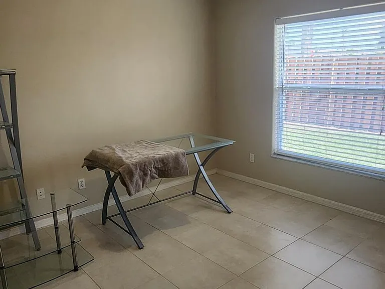 3800 Sunbeam Ct — Photo 7