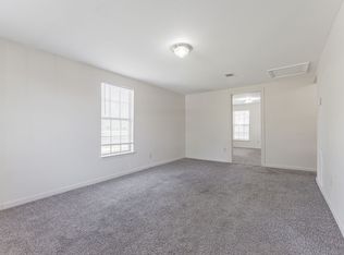 10001 Shannon Dr, Jacksonville, AR 72076