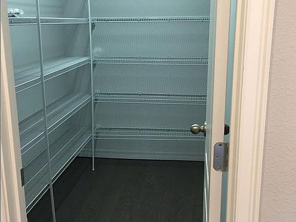 3rd image of 1263 Gatewood Ave