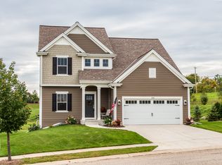 3023 Nostalgic Ct, Hubertus, WI 53033