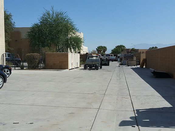 4th image of 46167 Van Buren St