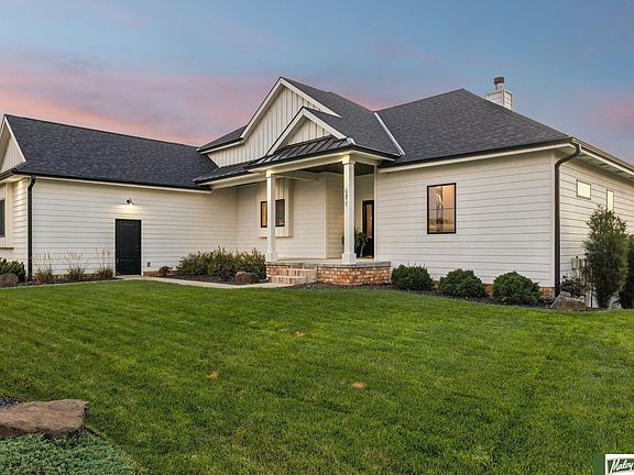 2nd image of 671 Serenity Pointe