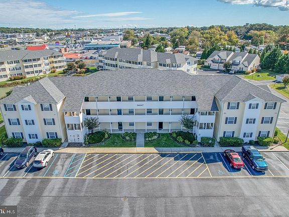 4th image of 36507 Palm Dr Unit 2102