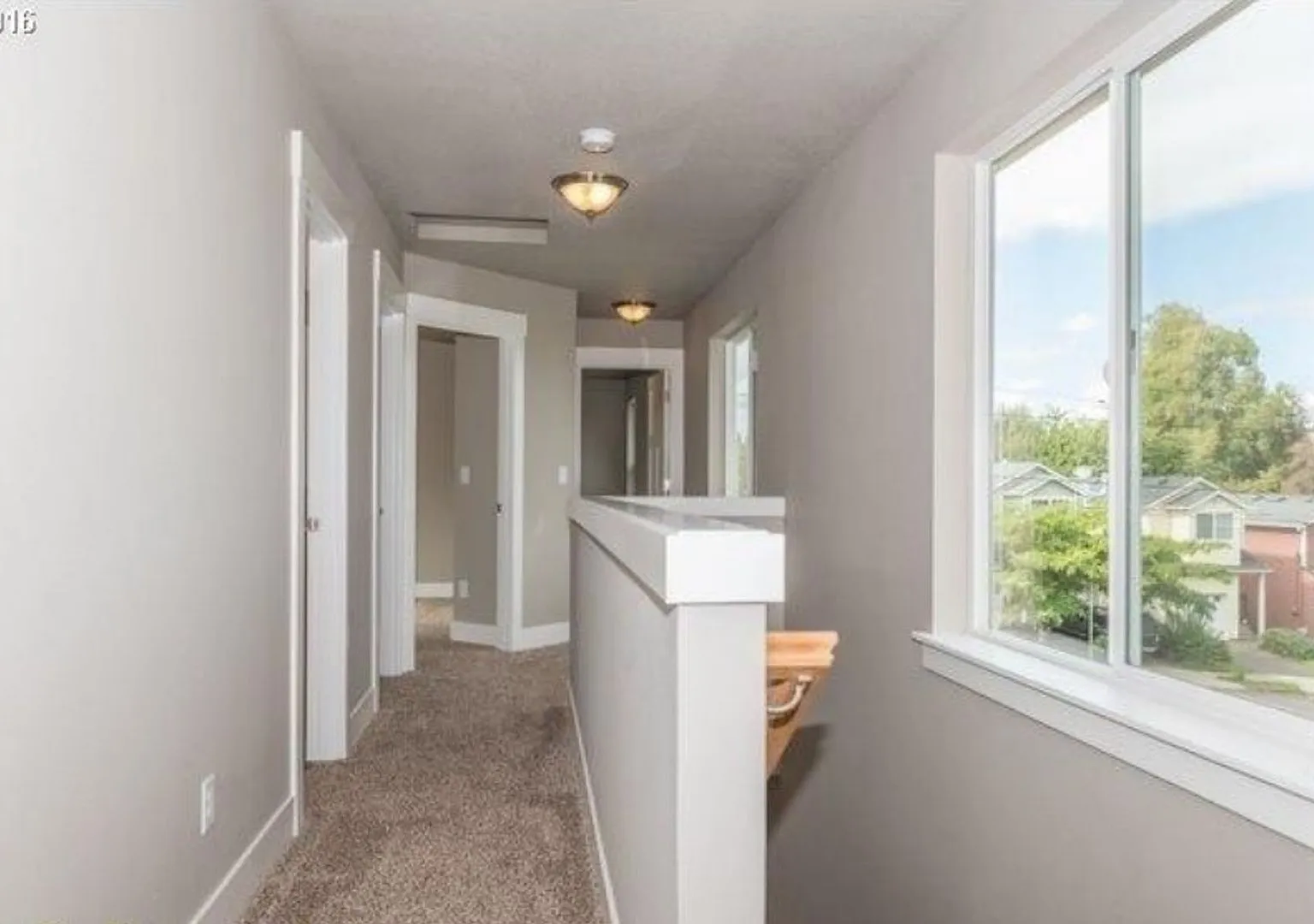 Gorgeous Kenton Home Filled w/ Modern Comfort, Energy Efficiency,Prime Location & Much More! — Photo 4