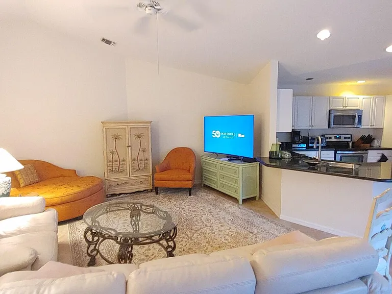 16461 Riverwind Dr — Photo 12