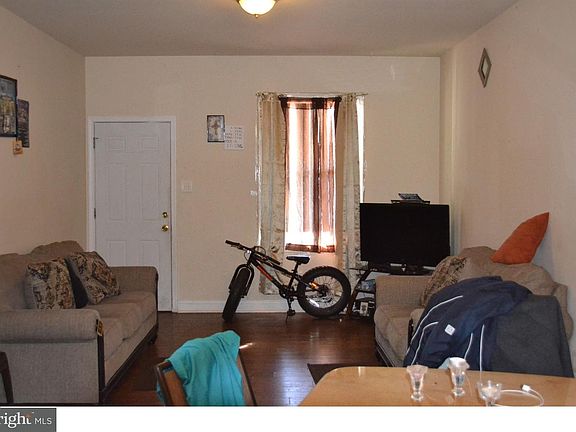 4th image of 117 Jefferson Ave