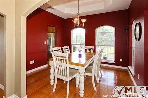 5th image of 213 Windridge Dr