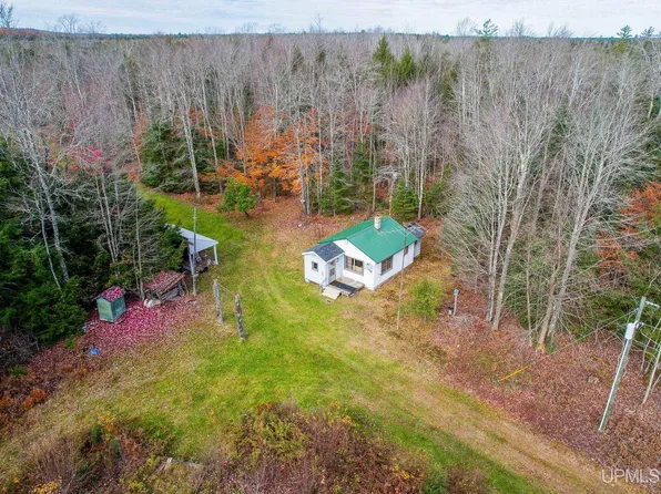 Long Lake Rd, Wetmore, MI 49895