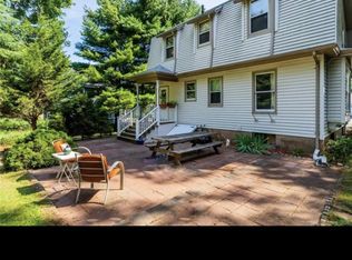 43 Stuart St, Newington, CT 06111