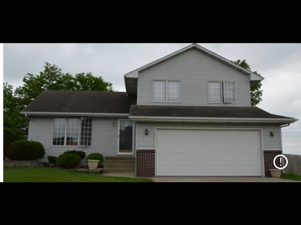 9212 Longview Dr, Johnston, IA 50131