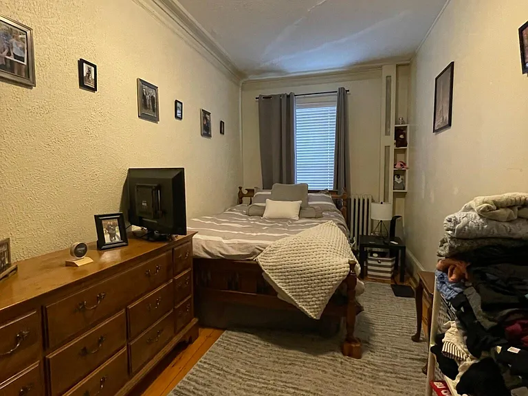 914 Beacon St #2 — Photo 11