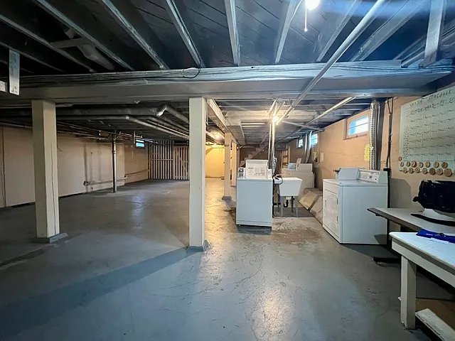 610 Washington St #2 — Photo 13