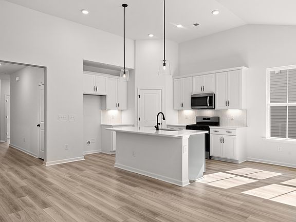 5th image of 809 Sun Colony Blvd. Lot 640