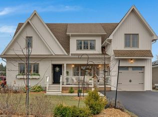 252 Shepherd Ave, Cambridge, ON