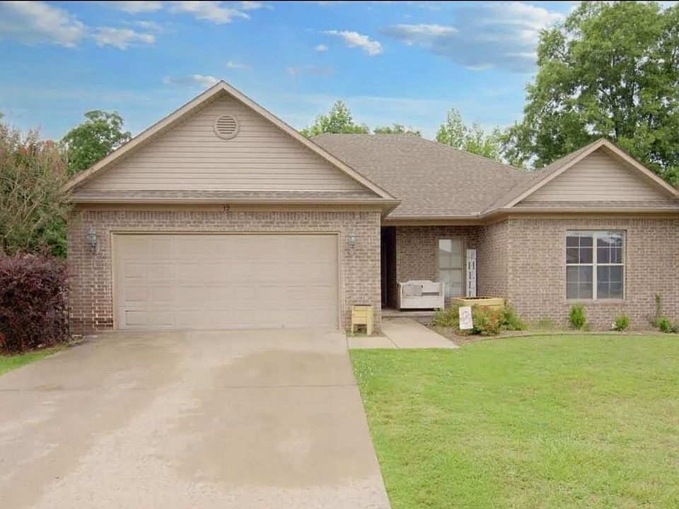 1st image of 12 Weatherwood Dr #12