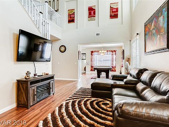 4th image of 37 Logan Pond Way