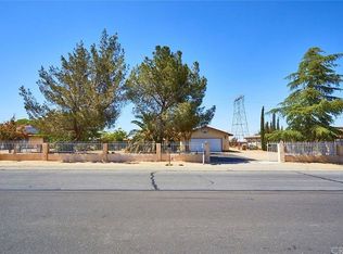 17580 Seaforth St, Hesperia, CA 92345