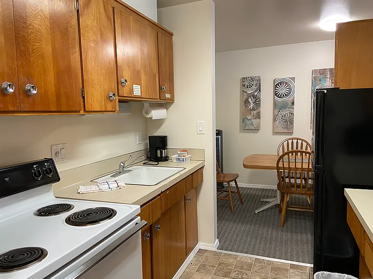 4731 12th Ave NE #101 — Photo 5