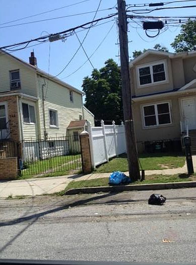 2nd image of 239 Lockman Ave