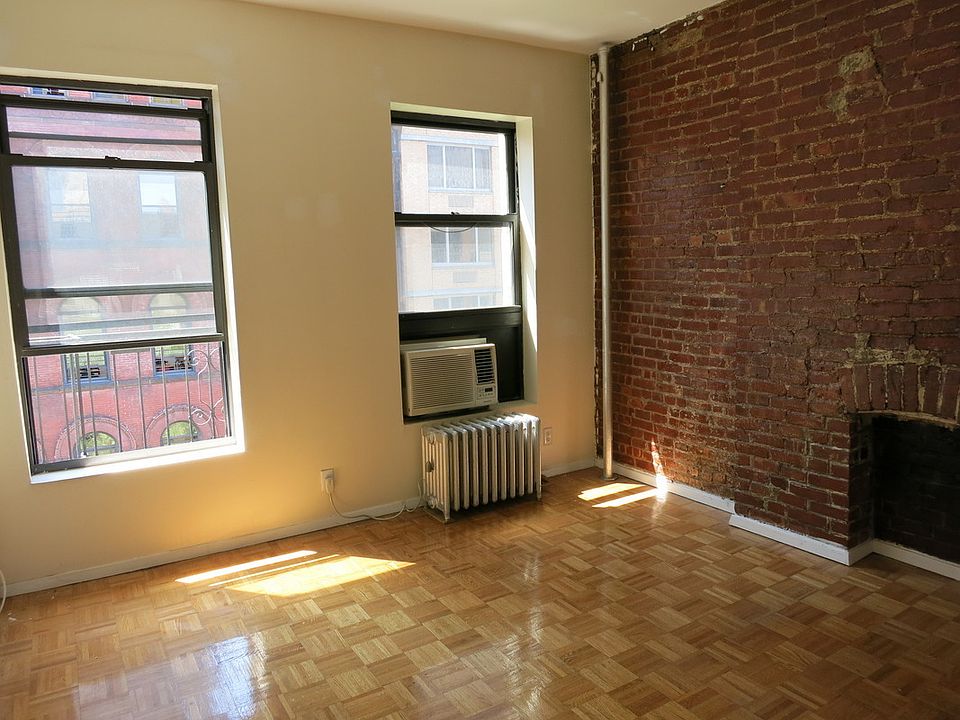 1st image of 324 W 43rd St APT 1B
