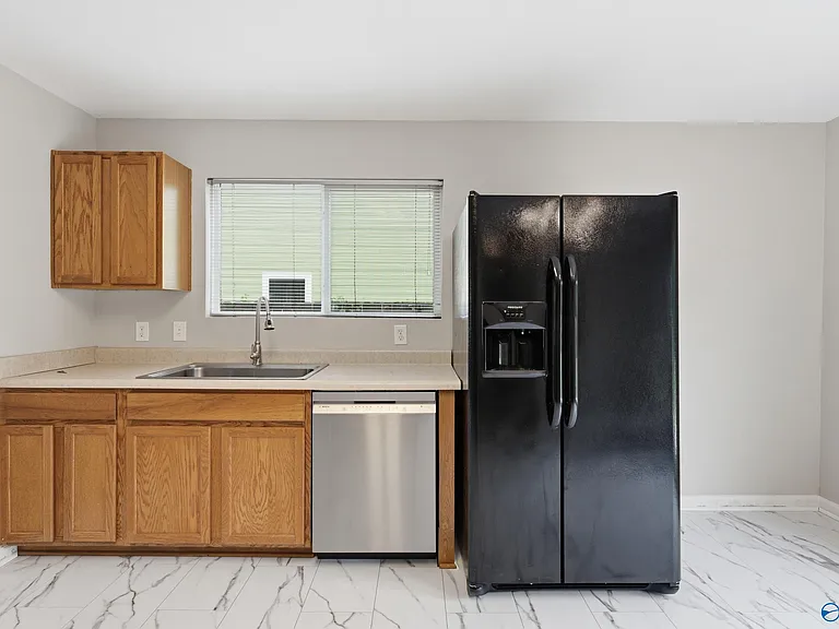 3262 Lakeland Dr — Photo 8