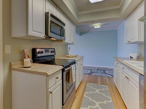 5th image of 101 Wilbourn Blvd #811