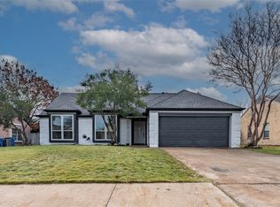 8414 Liberty Ln, Rowlett, TX 75089