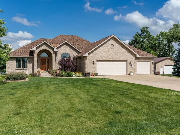 5426 42nd St, Rockford, IL 61109