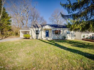 506 Orchard Dr, Johnson City, TN 37604