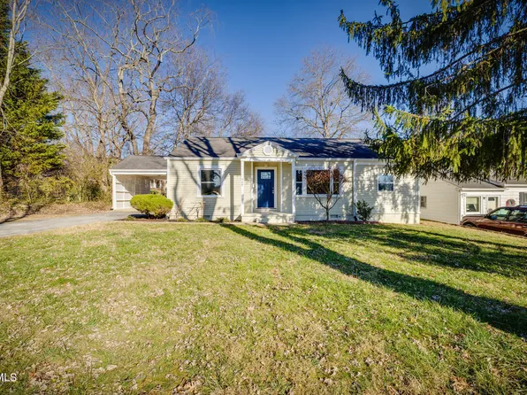 506 Orchard Dr, Johnson City, TN 37604