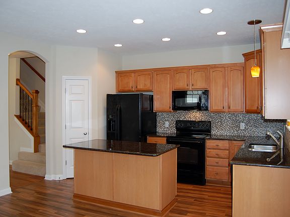 4th image of 2837 Acarie Dr