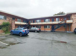 2021 NW 65th St #9, Seattle, WA 98117