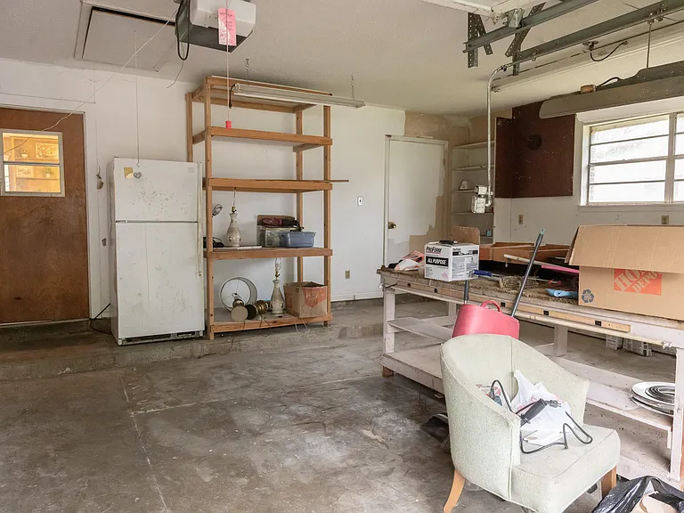1715 Rodden Dr — Photo 24