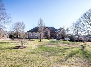 303 Shady Valley Dr, Carrollton, GA 30116