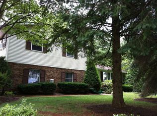 425 Blue Lake Rd, Denver, PA 17517