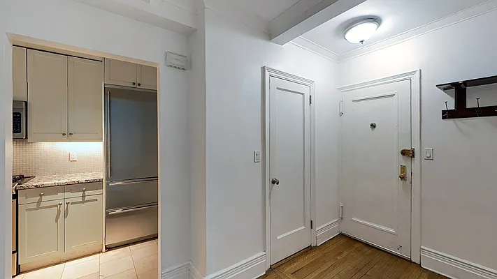 Rented by Level Group | media 8