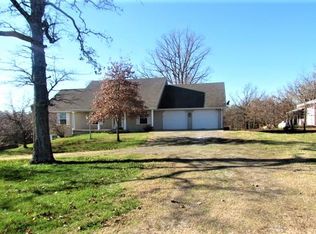 152 Manchester Dr, Marshfield, MO 65706