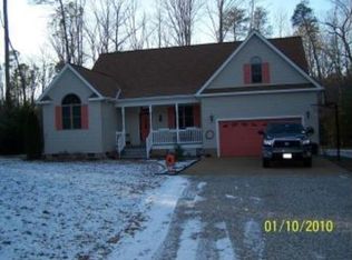 8157 Meandering Ln, North, VA 23128