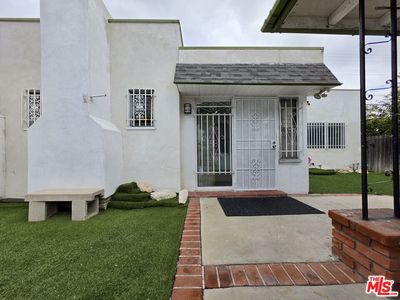 611 W 109th St, Los Angeles, CA, 90044