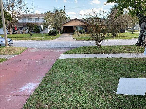 3rd image of 1662 Cresthaven Ave