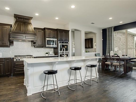 3rd image of 11058 San Pedro St