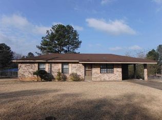 603 Poplar Ave, Forest, MS 39074