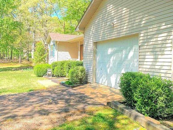 2nd image of 214 Elysian Dr
