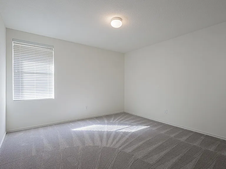 3901 Kathryn Way — Photo 16