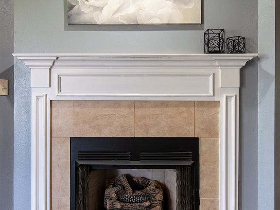 5th image of 2910 Beaumont Dr