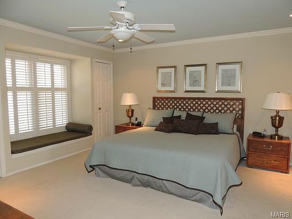 4th image of 144 Royal Gate Dr