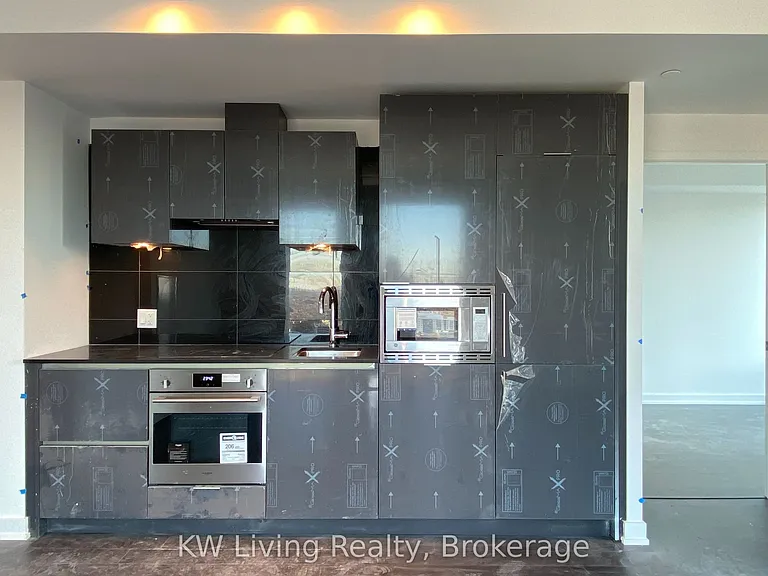 238 Simcoe St #3208 — Photo 8