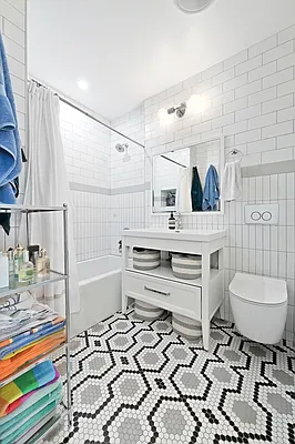 Rented by Spire Group | media 13