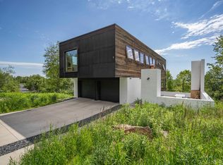 3900 Glenwood St, Duluth, MN 55804