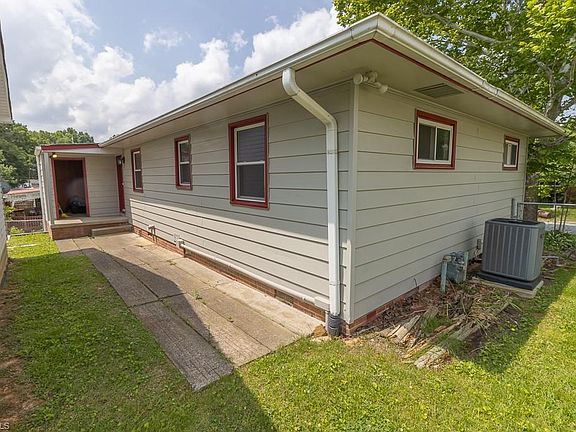 5th image of 2203 Van Wert St